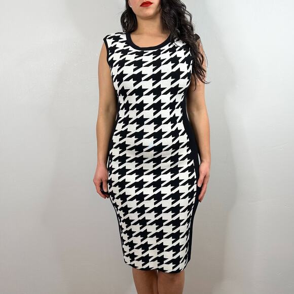 Calvin Klein White & Black Houndstooth Sweater Dress - Picture 1 of 7